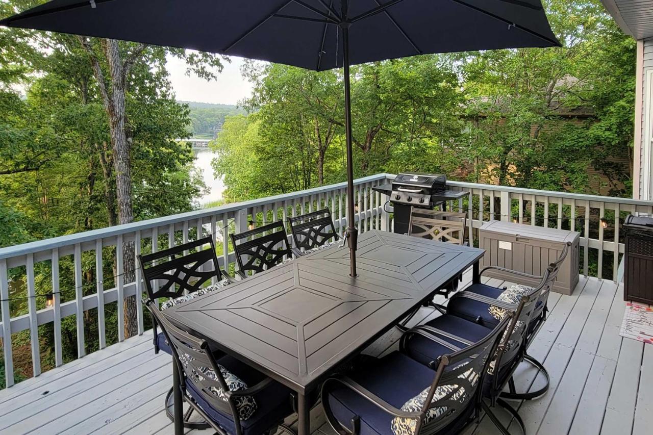 Lakeside Hot Springs Retreat With Kayaks And Boat Dock Hot Springs Village Eksteriør bilde