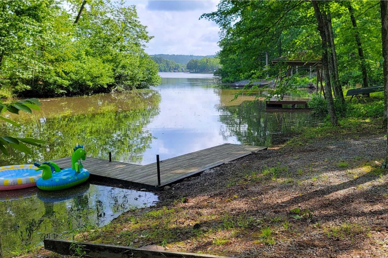 Lakeside Hot Springs Retreat With Kayaks And Boat Dock Hot Springs Village Eksteriør bilde